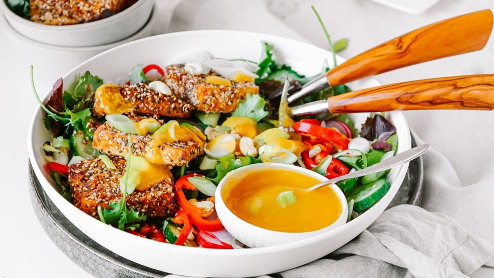 SPAR Mahlzeit Frühlingssalat mit Sesamtofu