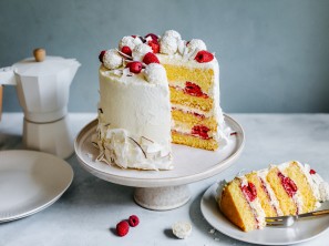 SPAR Mahlzeit Himbeer Raffaello Torte