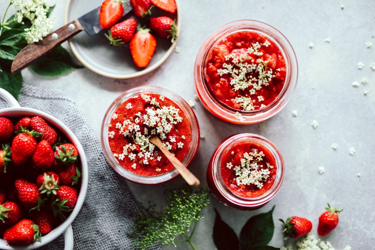 Erdbeer-Holunderblüten-Marmelade » Rezept | SPAR Mahlzeit!