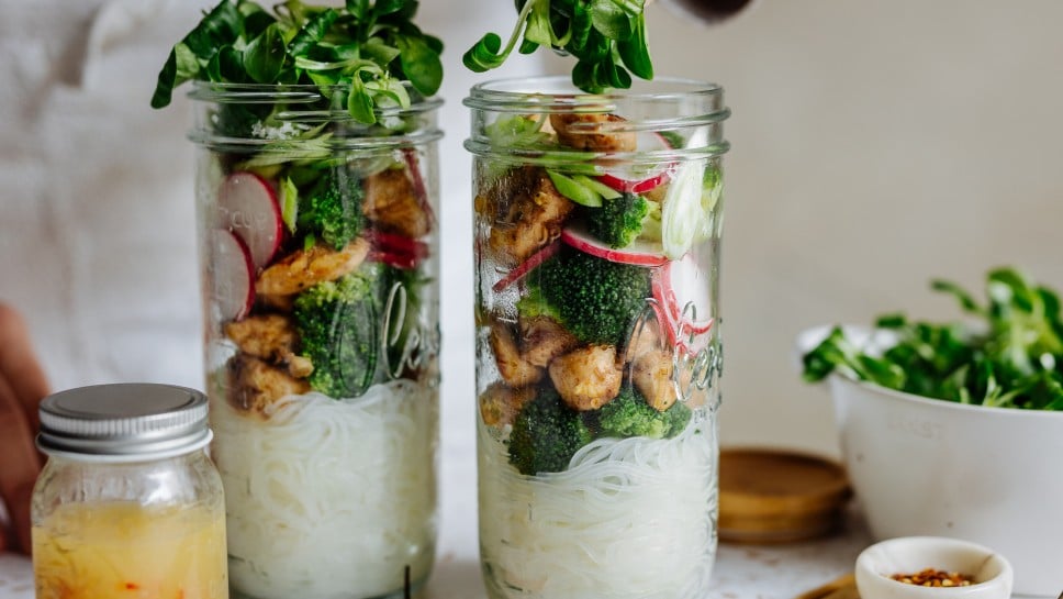 Glasnudel Salat mit Huhn