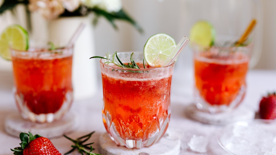 Strawberry Gin & Tonic 
