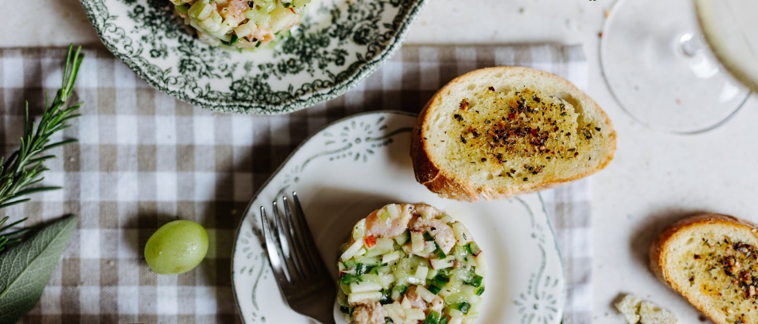 Saiblings-Tatar mit Crostini