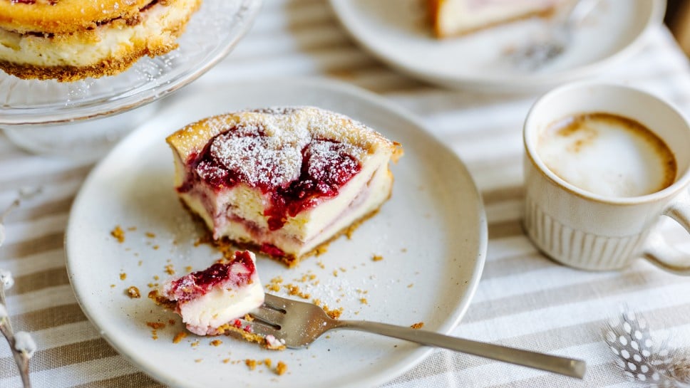 kleine Rhabarber Cheesecakes