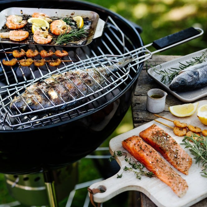 Fische auf einem Grill
