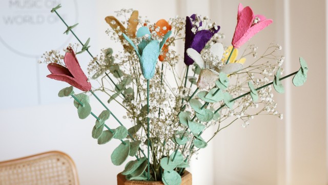 SPAR Mahlzeit! Blumen und Eukalyptuszweige