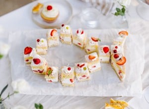 fruchtige Erdbeer- Joghurtschnitte