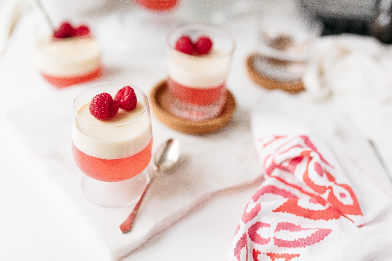 Rhabarber Gelee mit Panna Cotta