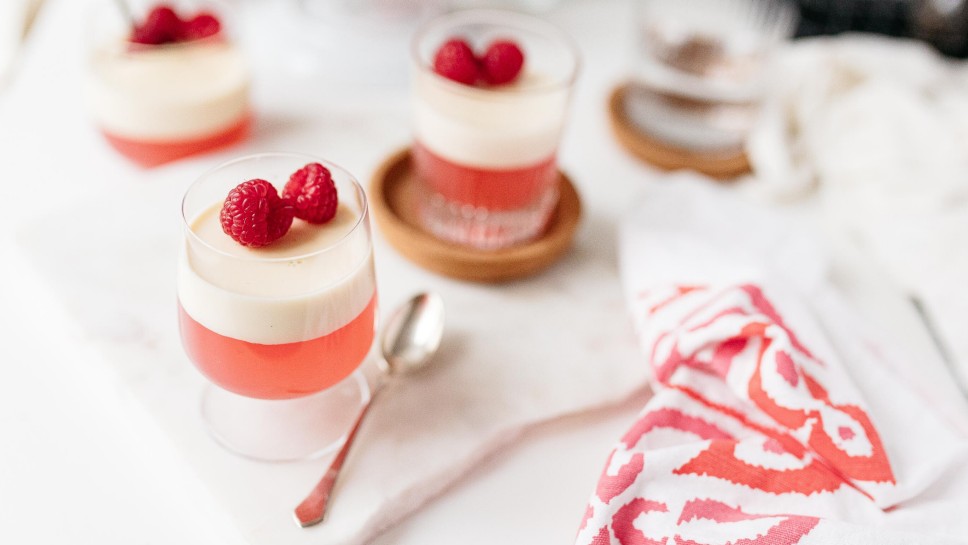 Rhabarber Gelee mit Panna Cotta