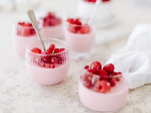 SPAR Mahlzeit Ribisel Panna Cotta
