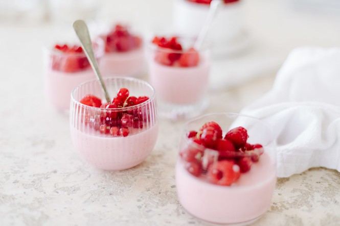 SPAR Mahlzeit Ribisel Panna Cotta