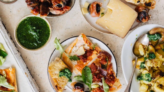 Mara Hohla, Flammkuchen, Spanien, Chorizo, Querformat