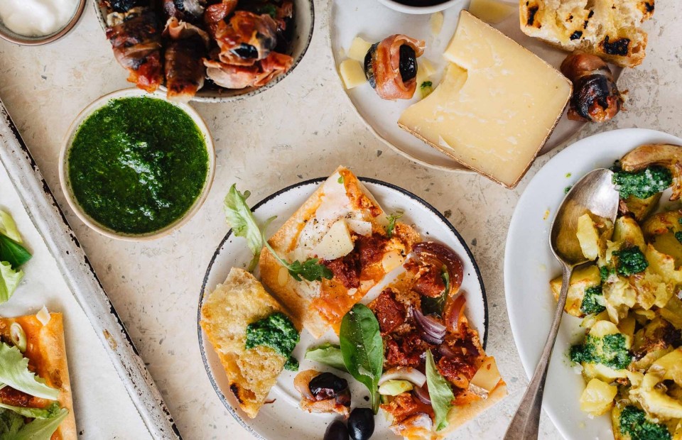 Spanische Rezepte Mara Hohla, Flammkuchen, Spanien, Chorizo, Querformat