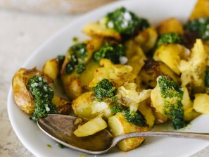 Mara Hohla, Patatas bravas, mojo verde, 2020, Spanien,  Querformat