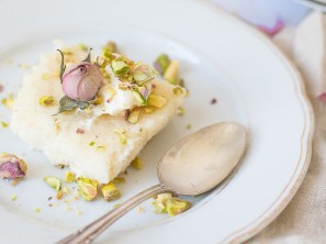 SPAR Mahlzeit Grieß mit Pistazien und Zuckersirup