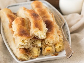 SPAR Mahlzeit Burek mit Käsefüllung