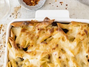 SPAR Mahlzeit Gebackene Penne mit Rindfleisch in Béchamelsoße