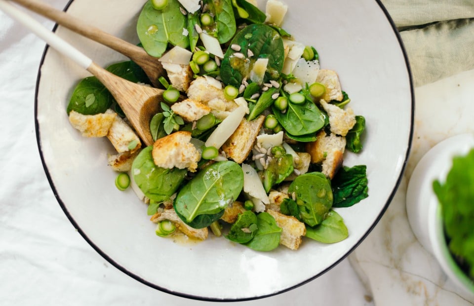 SPAR Mahlzeit Spargel Panzanella SPAR Mahlzeit Spargel Panzanella