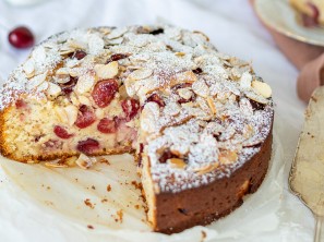 SPAR Mahlzeit Kirschenkuchen mit Mandeln