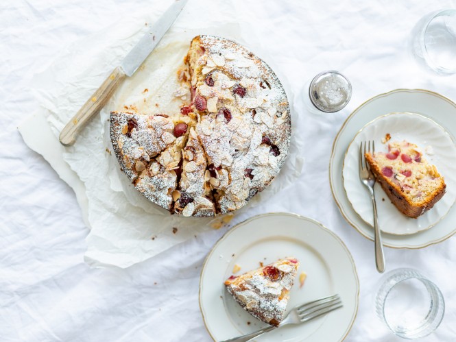 SPAR Mahlzeit Kirschenkuchen mit Mandeln