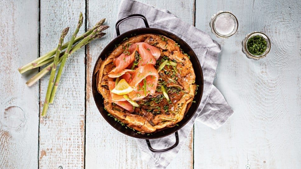 SPAR Mahlzeit Frittata mit grünem Spargel und Räucherlachs