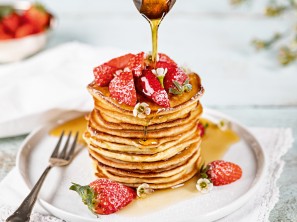 SPAR Mahlzeit Pancakes mit Erdbeeren