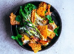 SPAR Mahlzeit Panzanella Caesars Style