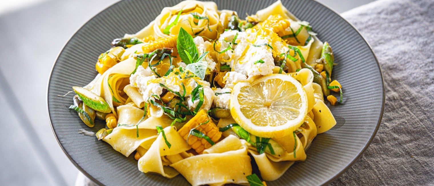 SPAR Mahlzeit! Pasta mit grünem Spargel und karamellisiertem Mais