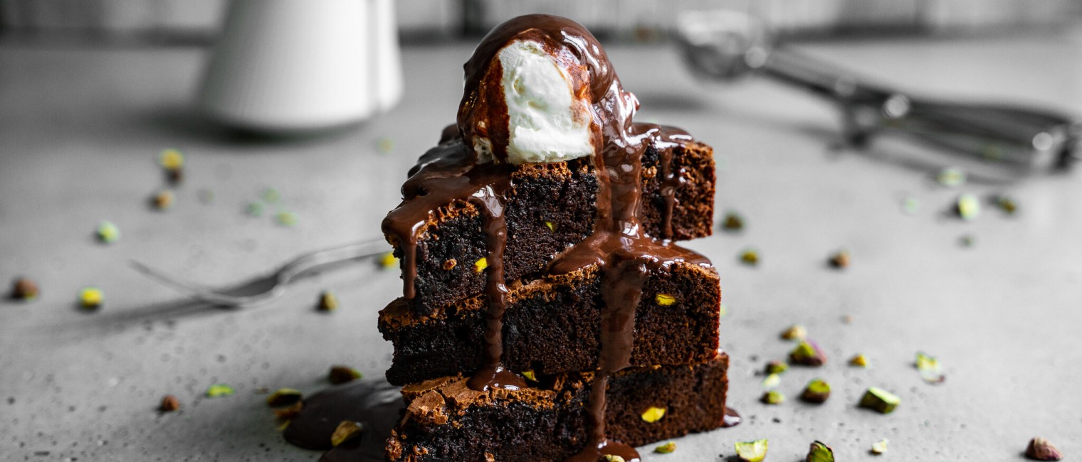 SPAR Mahlzeit Fudgy Chocolate Cake Deluxe