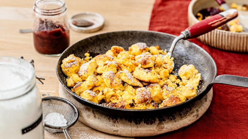 Süßer Polenta Topfen Schmarren mit Röster