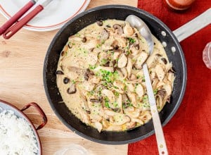 Hähnchen in Pilz-Senf-Sauce