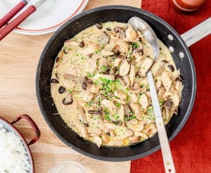 Hähnchen in Pilz-Senf-Sauce