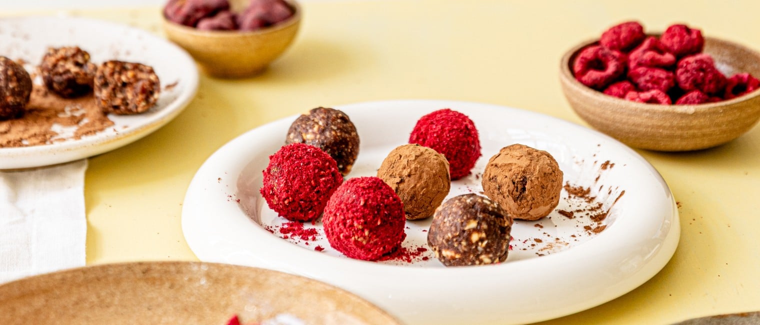 Schoko-Himbeer-Cashew-Energy Balls