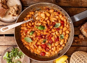 Cheesy White Bean Tomato Bake
