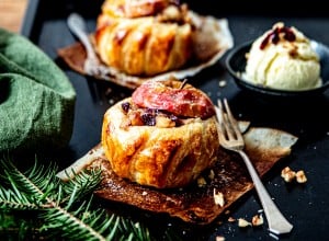 Äpfel im Blätterteig mit Walnuss-Cranberry-Füllung