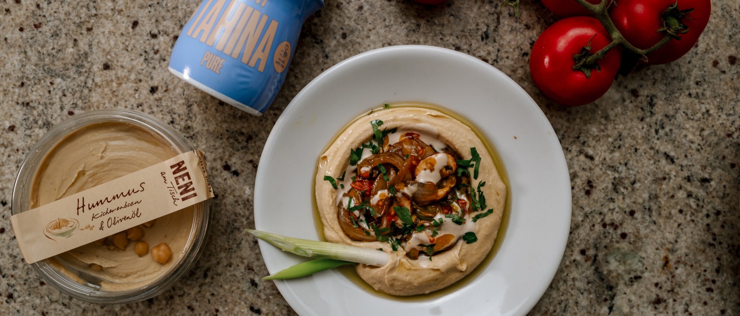 Hummus mit gerösteten Champignons & Tahina