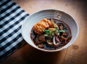 SPAR Mahlzeit! Zwiebelsuppe mit Käse-Crostini Paul Ivic