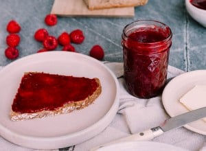 Himbeermarmelade mit Vanille