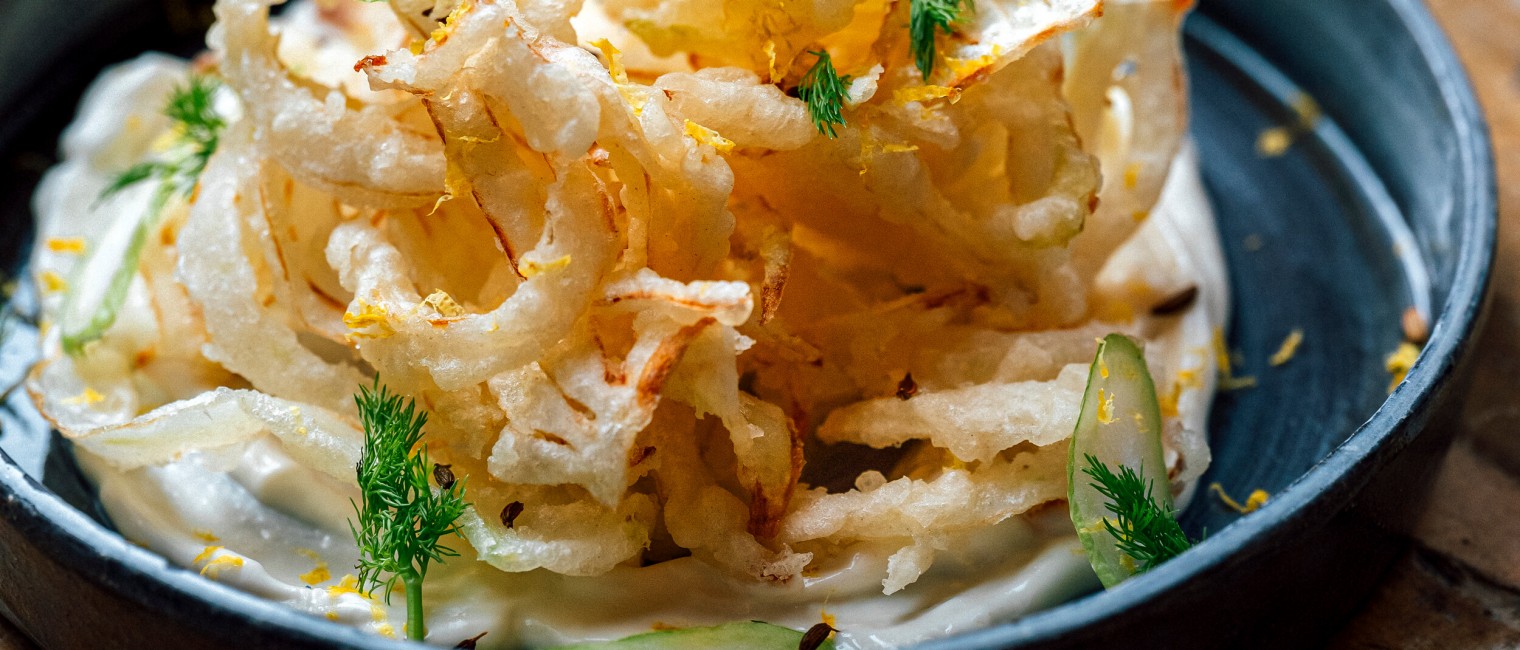 Fenchel im Tempurateig