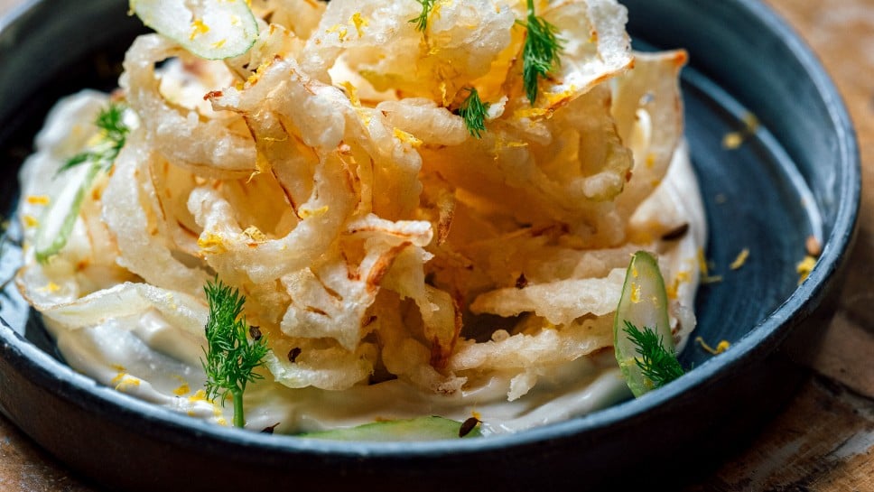 Fenchel im Tempurateig