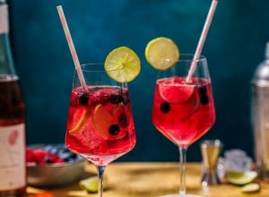 Wild Berry Spritz
