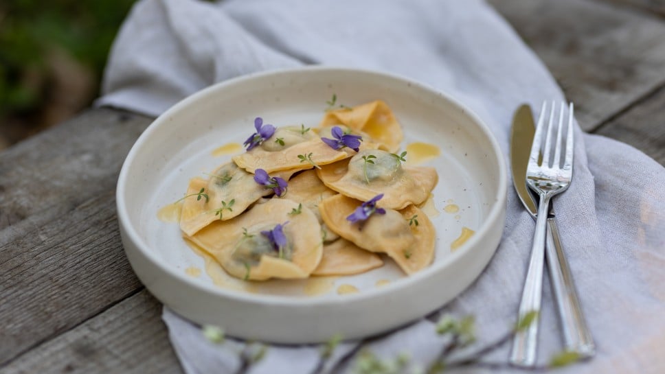 Frühlingsravioli mit Frischkäse und Pilzen