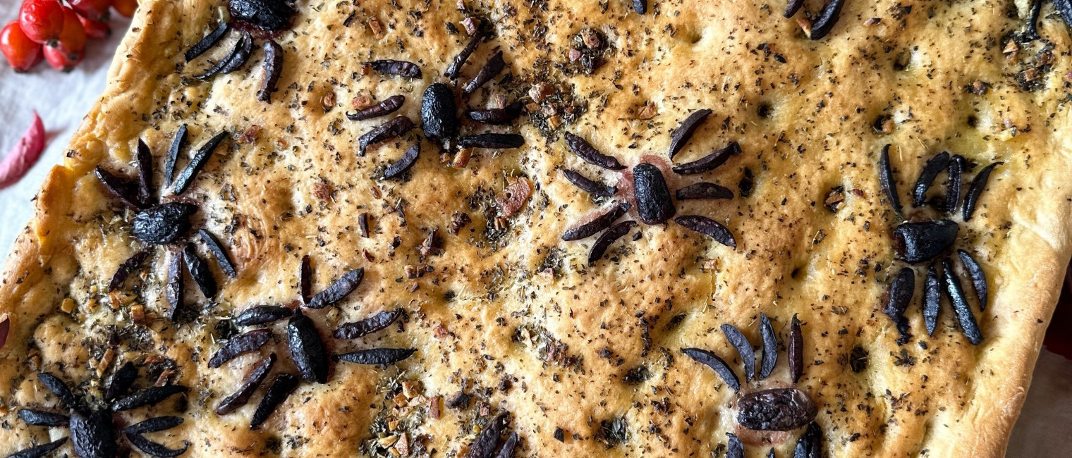 SPAR Mahlzeit! Spinnen-Focaccia Halloween