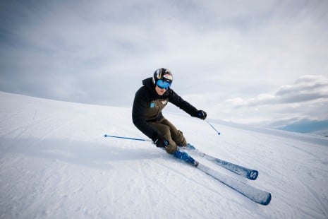 Skiass Hannes Reichelt gibt Gas auf der Skipiste