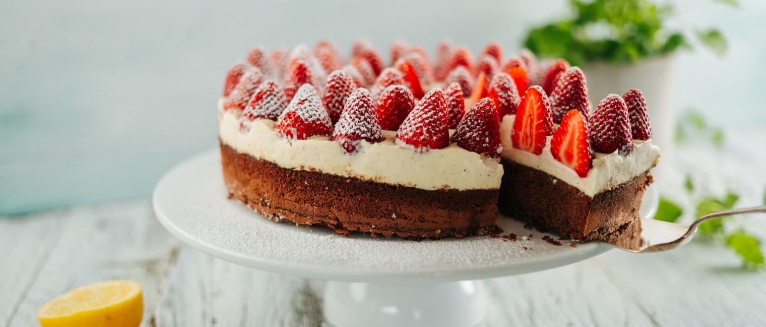 SPAR Mahlzeit Schokotorte mit Mascarpone und Erdbeeren
