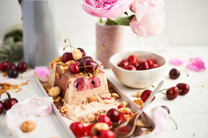 SPAR Mahlzeit Toblerone-Kirsch-Semifreddo