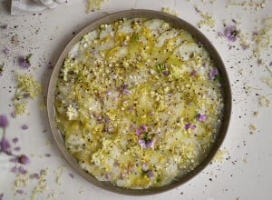 SPAR Mahlzeit Kohlrabi Carpaccio mit Rosensalz