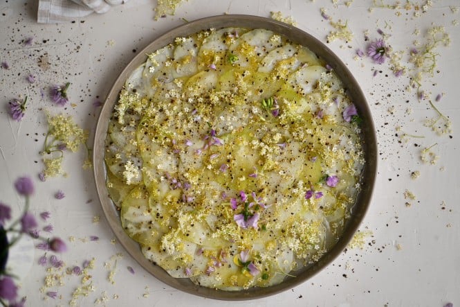 SPAR Mahlzeit Kohlrabi Carpaccio mit Rosensalz