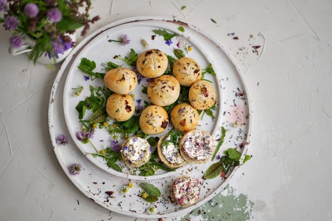 SPAR Mahlzeit Kräuterbrötchen mit Buttermilch 