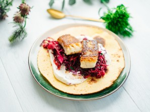 SPAR Mahlzeit Winterkabeljau mit knackigem Rotkraut-Salat
