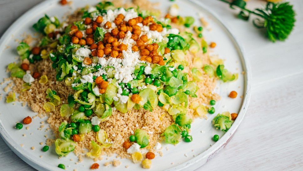 Zitronen-Couscous mit grünem Gemüse